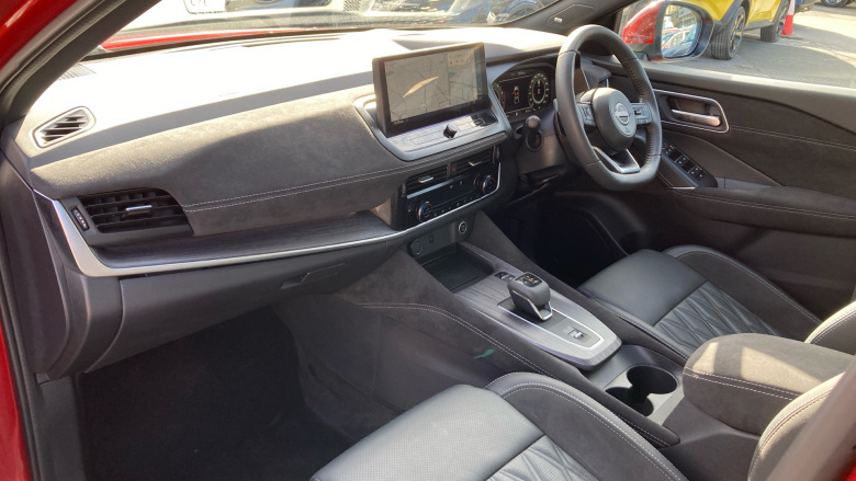 Nissan Qashqai 1.3 DiG-T MH 158 Tekna+ 5dr Xtronic Petrol Hatchback